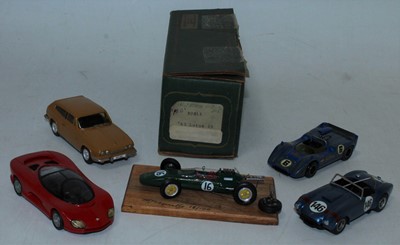 Lot 2076 - Five various boxed and loose 1/43 scale white...