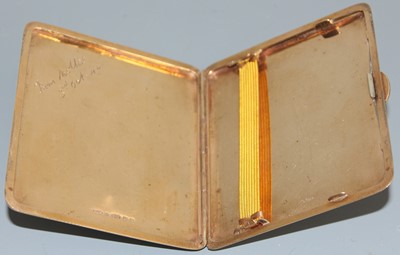 Lot 153 - An Art Deco 9ct gold pocket cigarette case,...