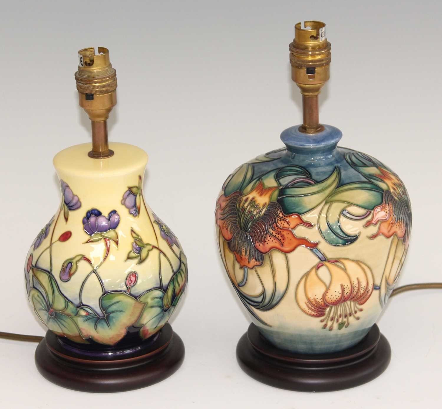 Lot 9 - A contemporary Moorcroft pottery table lamp,...