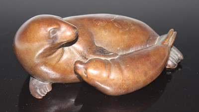 Lot 194 - Contemporary School - a seal with pup, bronze,...