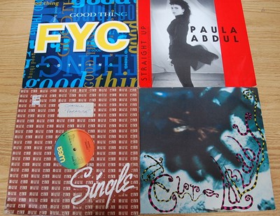 Lot 661 - A collection of assorted 12" vinyl, mainly...