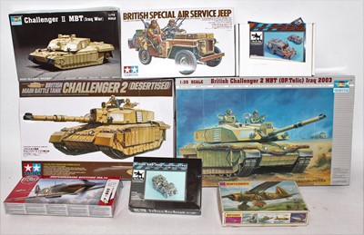 Lot 1060 - Eight various boxed resin and plastic military...