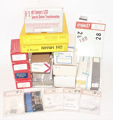 Lot 1067 - One box containing a quantity of various 1/43...