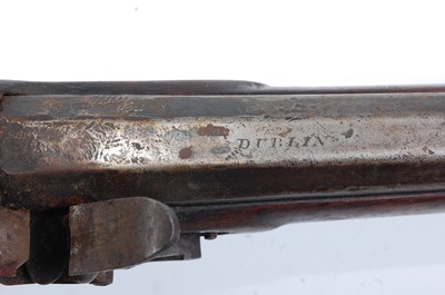 Lot 2285 - A large early 19th century flintlock rifle,...