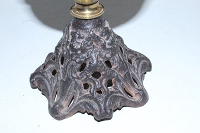 Lot 23 - A Victorian oil lamp, having a frilled...