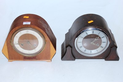 Lot 51 - A 1950s Smiths oak cased mantel clock having a...