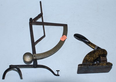 Lot 68 - An early 20th century letter scale together...