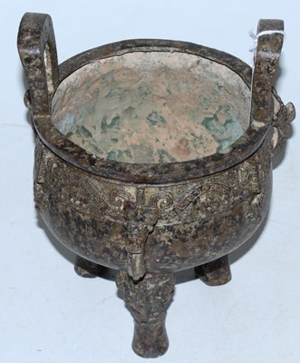 Lot 102 - A Chinese bronze censor, height 24cm