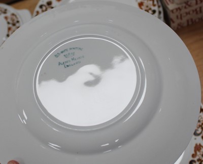 Lot 149 - An Alfred Meakin Glow White Ironstone part...