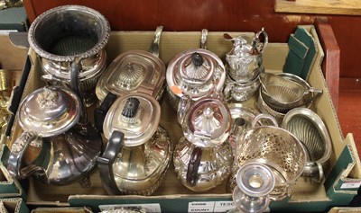 Lot 278 - A box of miscellaneous silver plated wares, to...