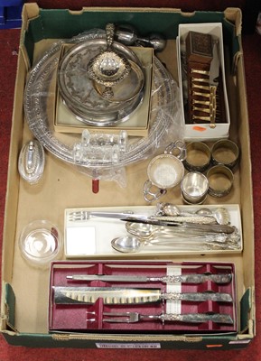 Lot 294 - A box of miscellaneous metalware, to include a...