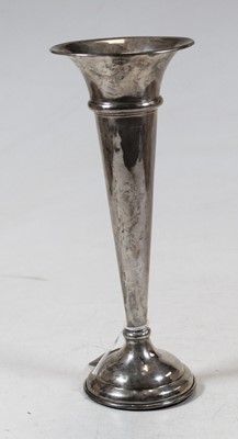 Lot 247 - An Edwardian silver trumpet shaped spill vase...