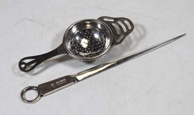Lot 323 - An Edwardian silver letter-opener in the form...