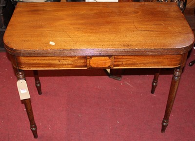 Lot 1409 - An early 19th century mahogany round cornered...