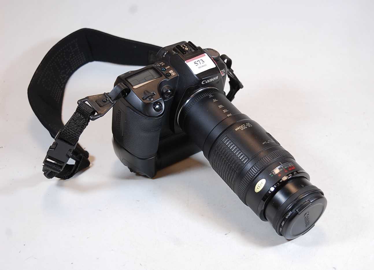 Lot 573 - A Canon E1S D60 digital camera with Canon...