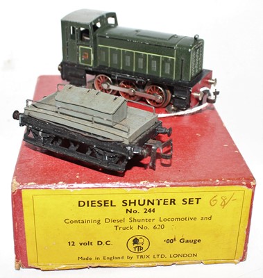 Lot 550 - TTR (Trix) Ruston Hornsby diesel shunter set...