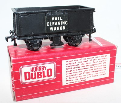 Lot 576 - Reproduction Hornby-Dublo 4654 Rail Cleaning...