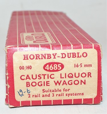 Lot 577 - 4685 Hornby-Dublo Caustic Liquor bogie tank...