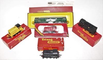 Lot 610 - Five Triang diesel locos: R152 0-6-0 BR 13005...
