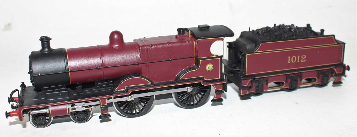 Lot 648 - A very well constructed and finished 00 gauge...