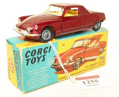 Lot 1255 - Corgi Toys, 259, Le Dandy Coupe on Citroen DS...