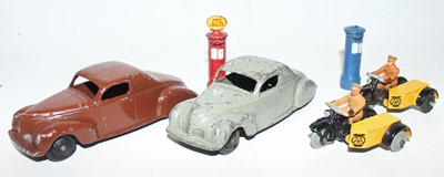 Lot 1492 - Dinky Toys Loose Diecast and Accessroy Group,...