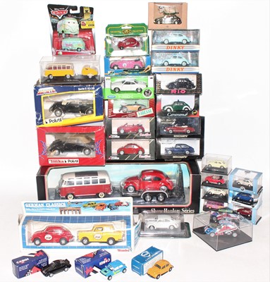 Lot 2463 - A large collection of various mixed scale VW...