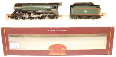 Lot 375 - Hornby Top Link Loco and Tender R2038B B17/4...