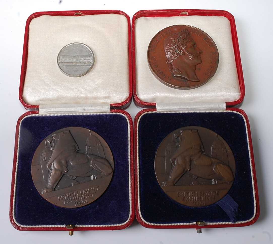 Lot 2016 - Belgium, 1835 Industrial Exposition medal,...