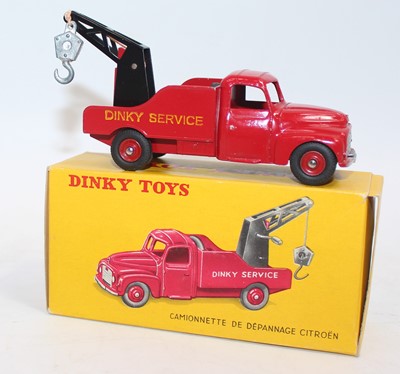 Lot 1522 - French Dinky No.582 Citroen breakdown truck...