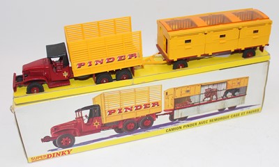 Lot 1516 - Original French Dinky No.881 GMC Circus Lorry...