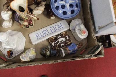Lot 72 - A box of miscellaneous items, to include a...