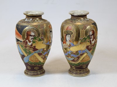 Lot 220 - A pair of Japanese Taisho period vases, of...