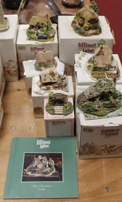 Lot 137 - A collection of seven boxed Lilliput Lane...