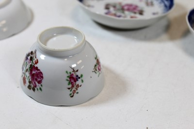 Lot 252 - An early 19th century Newhall porcelain tea...