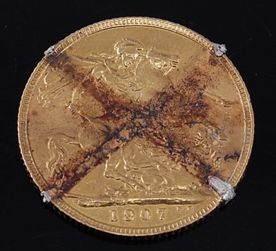 Lot 2052 - Great Britain, 1907 gold full sovereign,...