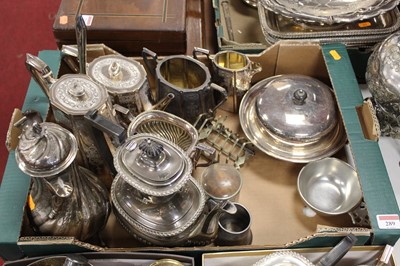 Lot 289 - A box of miscellaneous silver plated wares, to...