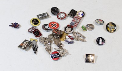 Lot 321 - A collection of assorted modern enamelled pin...