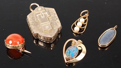 Lot 382 - Assorted yellow metal brooches and pendants,...