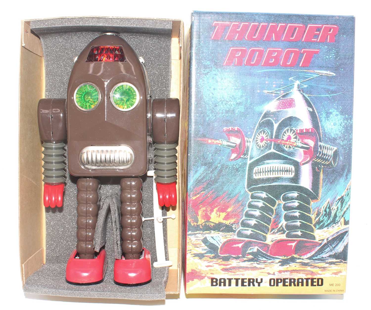 Lot 1075 - Chinese ME 200 Thunder Robot, battery-operated,...