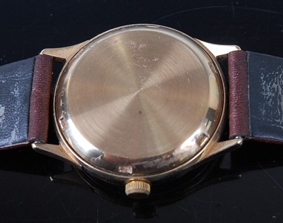 Lot 2689 - A gent's Garrard 9ct gold cased automatic...