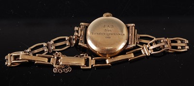 Lot 2630 - A lady's Avalon 9ct gold cased wristwatch,...