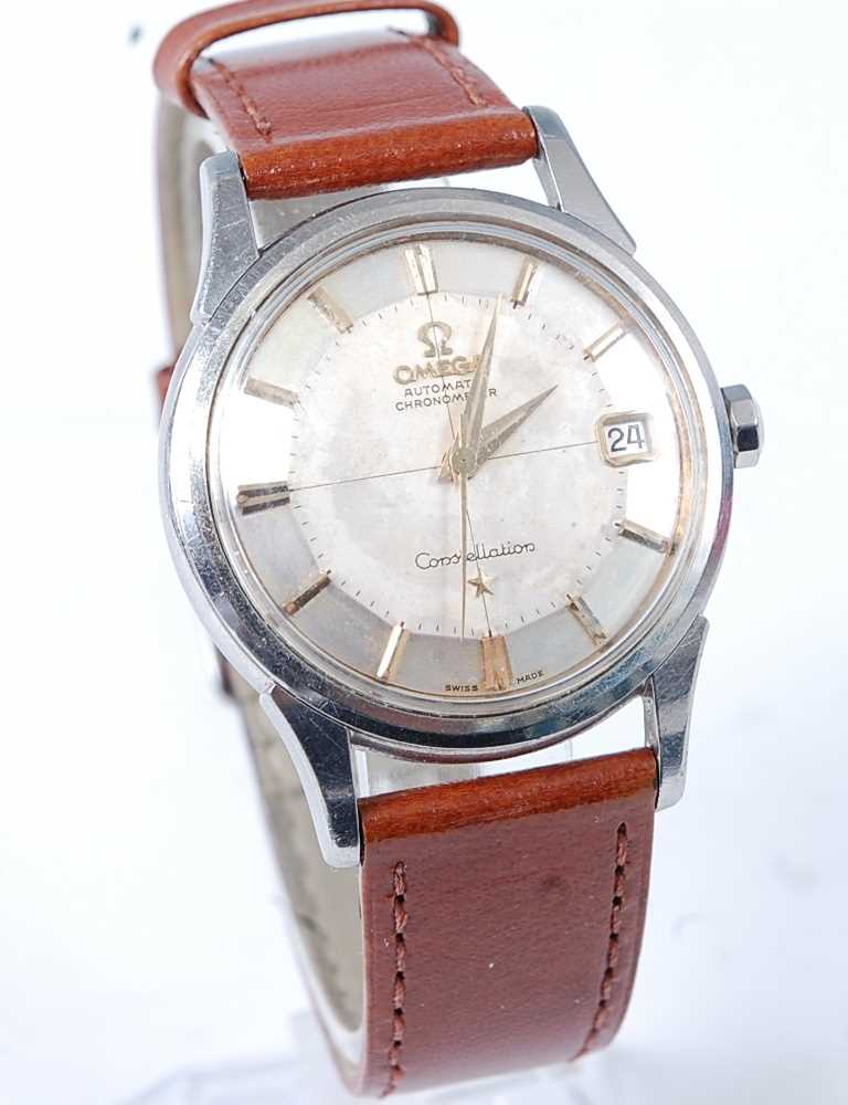 Lot 2640 - A gent's Omega Constellation chronometer...