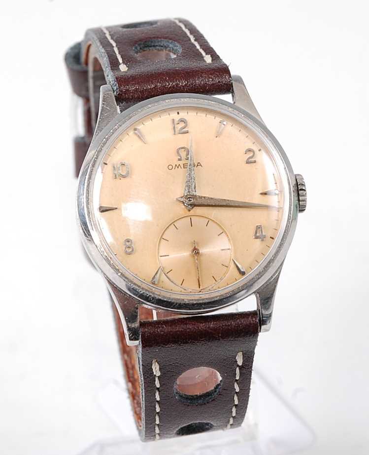 Lot 2649 - A gent's Omega steel cased wristwatch, having...
