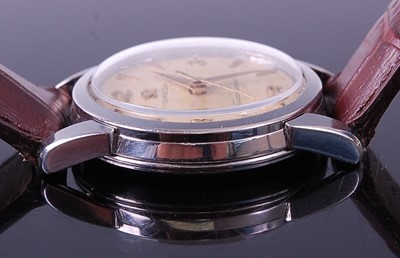 Lot 2650 - A gent's steel cased Omega Seamaster...