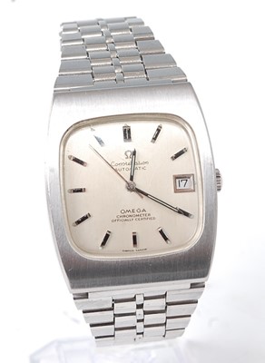 Lot 2653 - A gent's Omega chronometer 'officially...