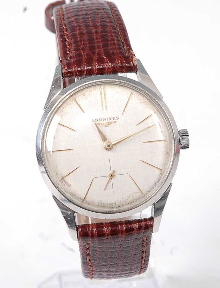 Lot 2656 - A gent's Longines steel cased wristwatch,...