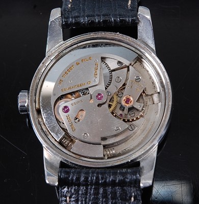 Lot 2658 - A gent's stainless steel Tissot automatic...