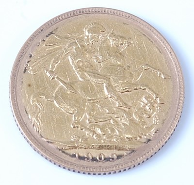 Lot 2057 - Great Britain, 1909 gold full sovereign,...