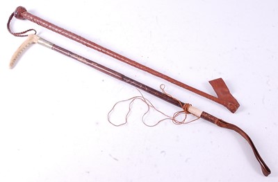 Lot 2558 - A mid-20th century riding crop, having a...